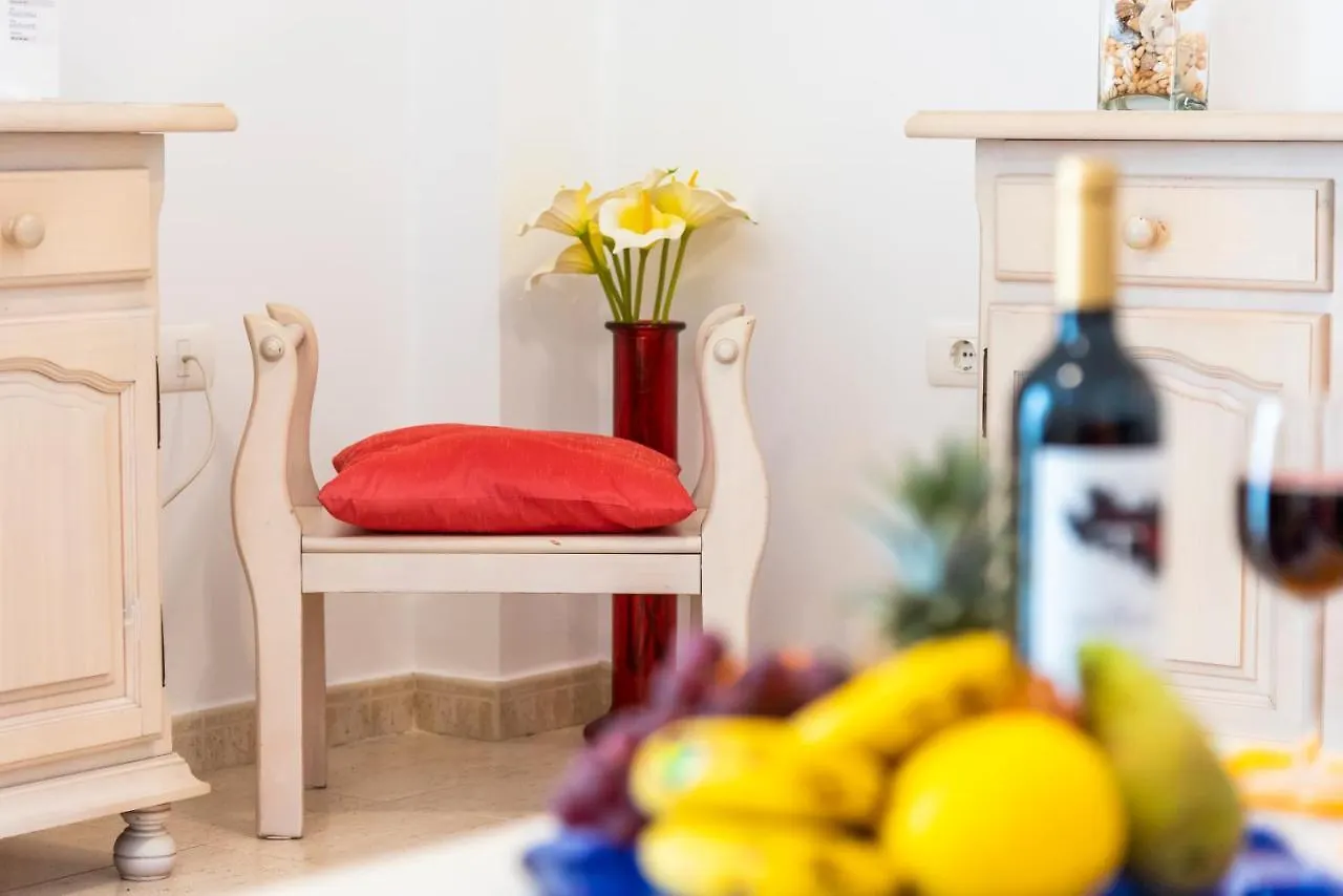 17 Los Cristianos Central By The Beach ,Wifi أرونا شقة