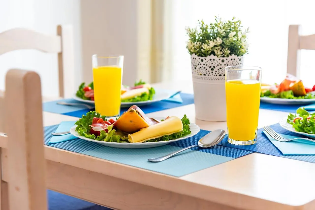 17 Los Cristianos Central By The Beach ,Wifi أرونا شقة
